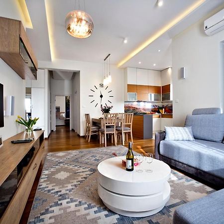 Jana Kazimierza 57 Serviced Apartments Warszawa Exteriör bild